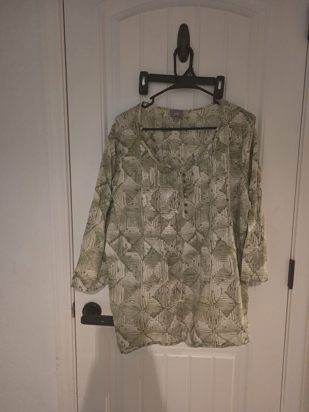 J. Jill Green and White Printed Scoop Neck Tunic